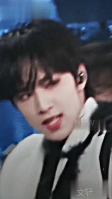 爆料刘耀文吃瓜视频下载,揭秘娱乐圈幕后真相 第3张 爆料刘耀文吃瓜视频下载,揭秘娱乐圈幕后真相 第3张